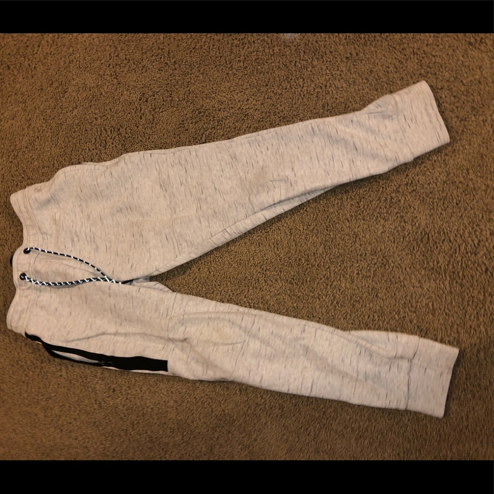American eagle pants